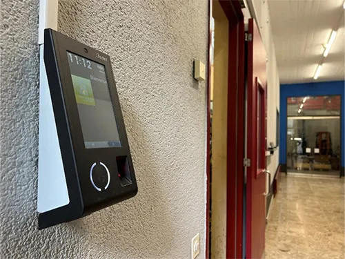 Einrichtung eines Kelio-Terminals bei der Firma Électricité Émosson